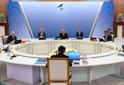 Мемлекет басшысы Жоғары Еуразиялық экономикалық кеңестің шағын құрамдағы отырысына қатысты