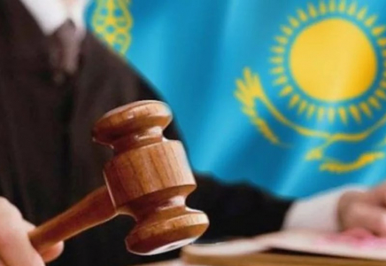 Такси жүргізушісін өлтірген екі жасөспірім 12 жылға сотталды