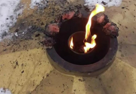 Шығыс Қазақстанда вандалдар Мәңгілік алауда тауық пісірген