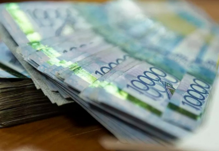 Жаңа жыл қарсаңында мұғалімдерге 6 млн теңгеден сыйақы беріледі