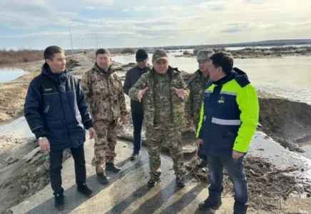 Ақтөбе облысында көпірді су шайып кетті