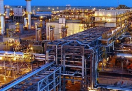 Теңіз кенішінде мұнай өндіру уақытша тоқтатылды