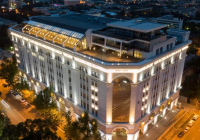 Қайрат Сатыбалдыға тиесілі болған Kaisar Plaza бизнес-орталығы тағы сатылмай қалды