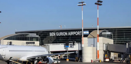 “Бізді үйде балаларымыз күтіп отыр“: қазақстандық дәрігерлер Израильде қалып қойды