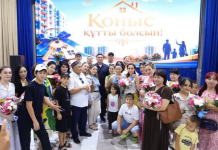 Шымкентте тағы 30 отбасының баспана мәселесі оң шешімін тапты 