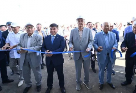 Арал ауданында түйе сүтінен құрғақ ұнтақ шығаратын зауыт іске қосылды
