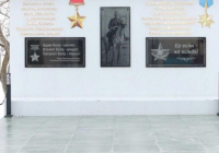 Бауыржан Момышұлының 115 жылдығы құрметіне мемориалдық тақта ашылды