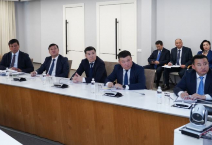 ТҮРКІСТАН: Сыбайлас жемқорлыққа қарсы күресті жетілдіру жолдары қаралды