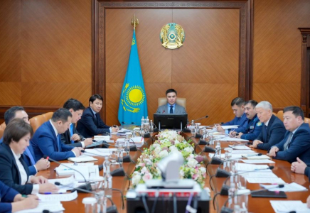 ШЫМКЕНТ: аппарат мәжілісінде өзекті мәселелер пысықталды