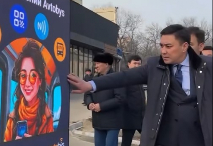 ​ШЫМКЕНТТЕ 100-ДЕН АСТАМ АЯЛДАМАҒА АҚПАРАТТЫҚ ДИСПЛЕЙ ОРНАТЫЛАДЫ