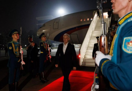 Алматыға ТМД-ға мүше мемлекеттердің қорғаныс министрлері келді Алматыға ТМД-ға мүше мемлекеттердің қорғаныс министрлері келді