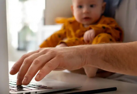 ​Елімізде қанша ер адам бала күтіміне байланысты демалыста отыр