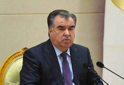 Президент коронавирустан сақтану үшін екі жыл алдын ала тамақ дайындауды тапсырды