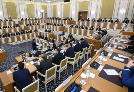 Құрылтай мүшелері министрлерді отставкаға жібере алады