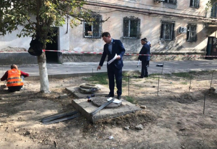 ШЫМКЕНТ: Бірнеше көпқабатты тұрғын үйдің ауласы абаттандырылып, балалар ойын алаңшасы салынады