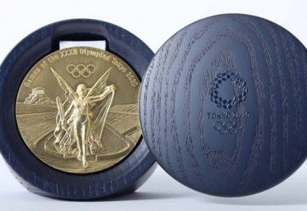 Олимпиададағы өзгеріс: спортшылар алған медальдарын өздері тағады