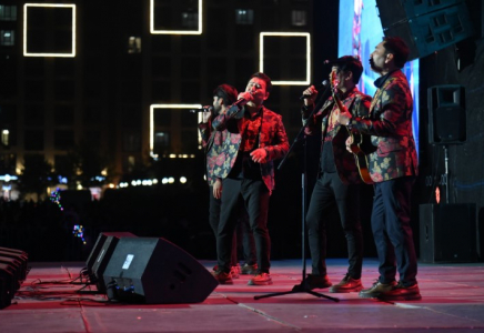 ​В ШЫМКЕНТЕ ДЕНЬ РЕСПУБЛИКИ ПРЕВРАТИЛСЯ В НАРОДНОЕ ТОРЖЕСТВО