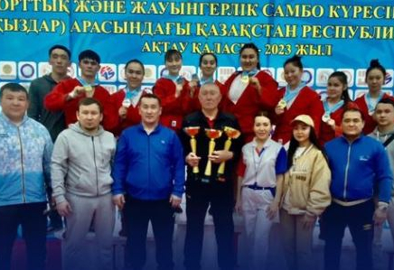Түркістандық балуандар жауынгерлік самбодан жеңімпаз атанды