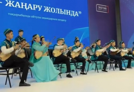 ШЫМКЕНТ: айтыскерлер ұлттық өнердің қазіргі қоғамдағы орнын кеңінен талқылады 