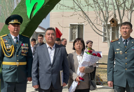 Қызылордадағы балалар үйінің біріне қаңтар оқиғасында қаза тапқан жауынгердің есімі берілді