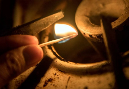 Қостанай облысында тұрғын үйде газ жарылды: екі адам зардап шекті