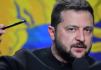 Зеленский Украинадағы әскери жағдай мерзімін ұзартты