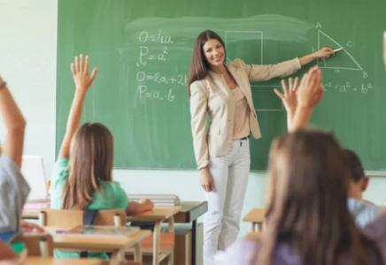 Қазақстанда мұғалімдерді қорлағаны үшін жаза күшейтіледі