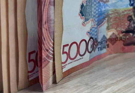 БҚО-да шенеунік өзіне 800 мың теңге заңсыз сыйақы тағайындаған