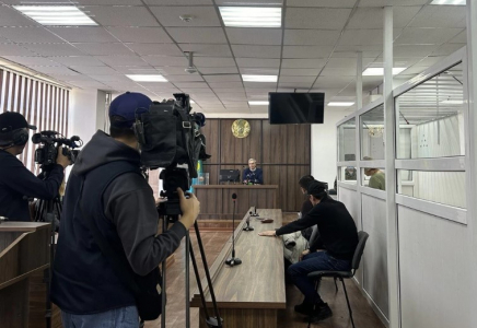 Сот өгей қызын өлтірді деп танылған журналист Балжан Тұрлыбекке 20 жыл бас бостандығынан айыру туралы үкім шығарды