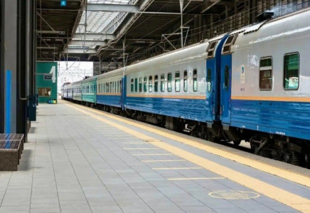 Көлік министрі: Алдағы мерекелерде пойыз билеті қымбаттамайды