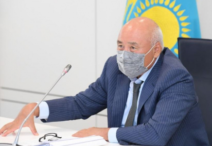 ТҮРКІСТАН: Ө.Шөкеев Арыстағы өртті өшіруге атсалысқандарға алғыс айтты