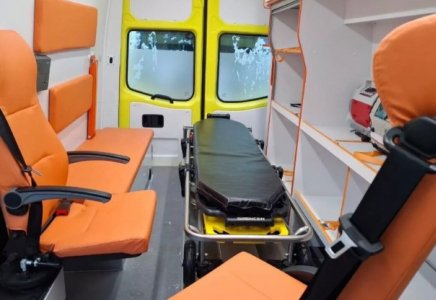 Жедел жәрдем қызметкерін ұрған ер адам сотталды