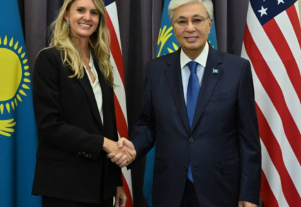 Президент Смитсон институтының басшылығымен кездесті  