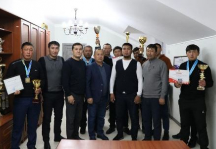 ТҮРКІСТАН: Құсбегіліктен Әлем чемпионатының жүлдегерлеріне құрмет көрсетілді