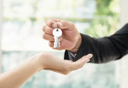 ​Тұрғын үй төлемдерін алушылар үшін, Отбасы банк бірден екі бағдарламаны іске қосады