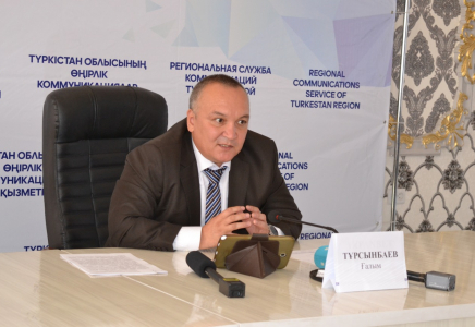 ​Түркістан: Мемлекеттік қызметшілер жаңа жүйемен жалақы алады