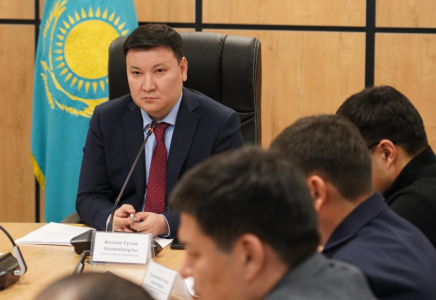 ТҮРКІСТАН: Қоғамдық-саяси ахуалға қатысты мәселелер талқыланды