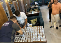 ТҮРКІСТАН: Кәсіпкерді бопсалаған блогер ақша алып жатқан сәтте ұсталды 