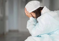 Қазақстанда дәрігерді соққыға жыққандар 4 325 000 теңгеге дейін айыппұл арқалап, сотталмақ