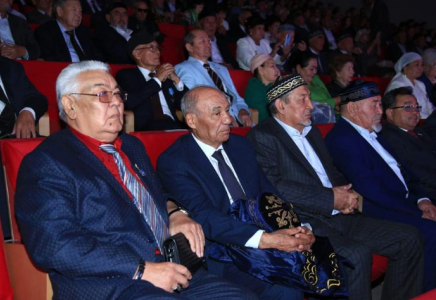 Түркістанда қарттар мен ардагерлер ардақталды