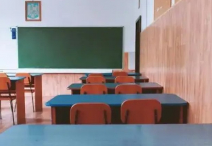 Қарағандыда әлдебіреу оқушыларға оқ жаудырамын деп қорқытып жатыр