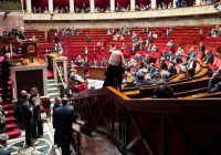 Францияда ерлі-зайыптылардың "жыныстық қатынасқа түсу міндеті" алып тасталынбақ