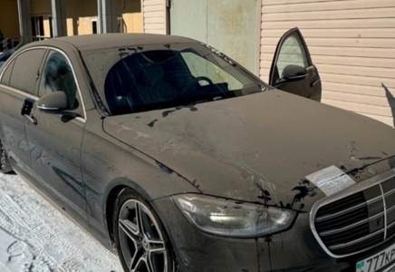 Перизат Қайраттың көлігі сатылымға қойылды