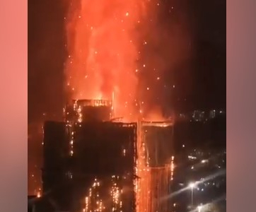 Тоқаев Гонконгтағы өртке байланысты Си Цзиньпинге көңіл айтты