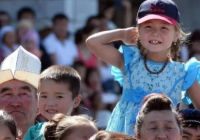 ​Ерлерден әйелдер көп: Қырғызстанда халық саны артты