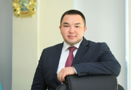 РЕСМИ: Прокурор Д.Жүнісов пен қасындағы екі айыпталушыға қандай жаза тағайындауды сұрады?