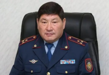 Талдықорған полициясының қыз зорлады деп айыпталған экс-басшысына қатысты сот басталды