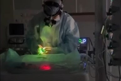 Шымкентте алғаш рет шала туған шақалақтың көзіне ота жасалды  