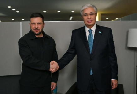 Қасым-Жомарт Тоқаев Украина Президентімен кездесу өткізді Қасым-Жомарт Тоқаев Украина Президентімен кездесу өткізді