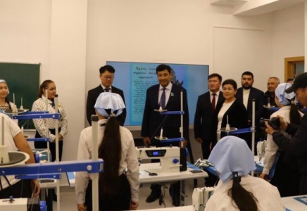 «КЕЛЕШЕК МЕКТЕПТЕРІ»: Түркістан облысында 300 орынды мектеп ашылды